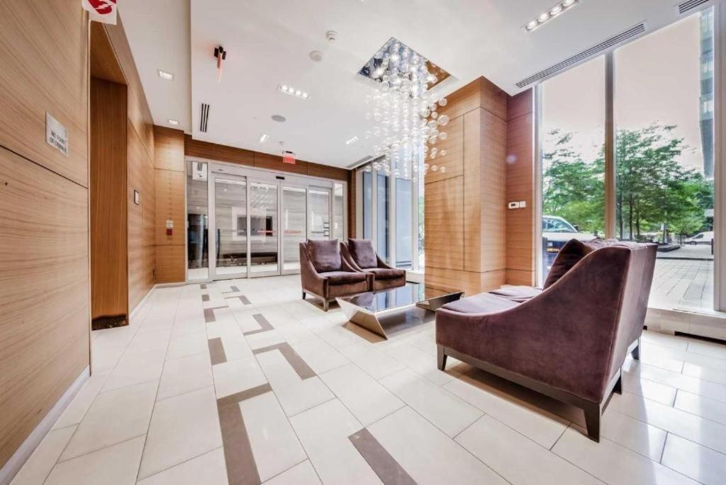 Metropolis Loft - Cn Tower Lägenhet Toronto Exteriör bild
